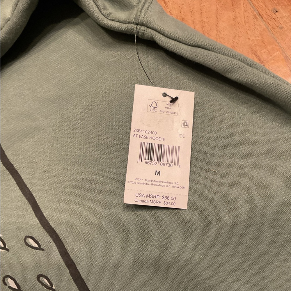 NWT RVCA Hoodie - Picture 4 of 5
